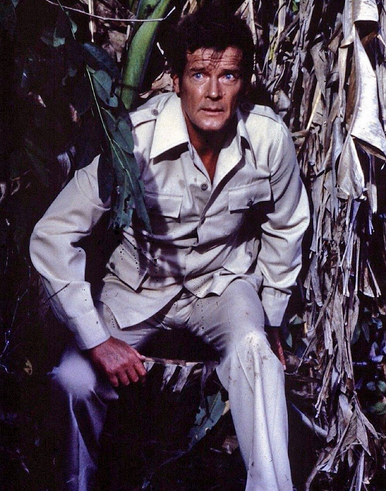 Roger Moore 007 on Safari